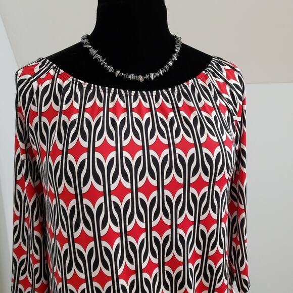 NEW Goldspark Geometric Scoop Tunic Red Blouse Small - Picture 5 of 10